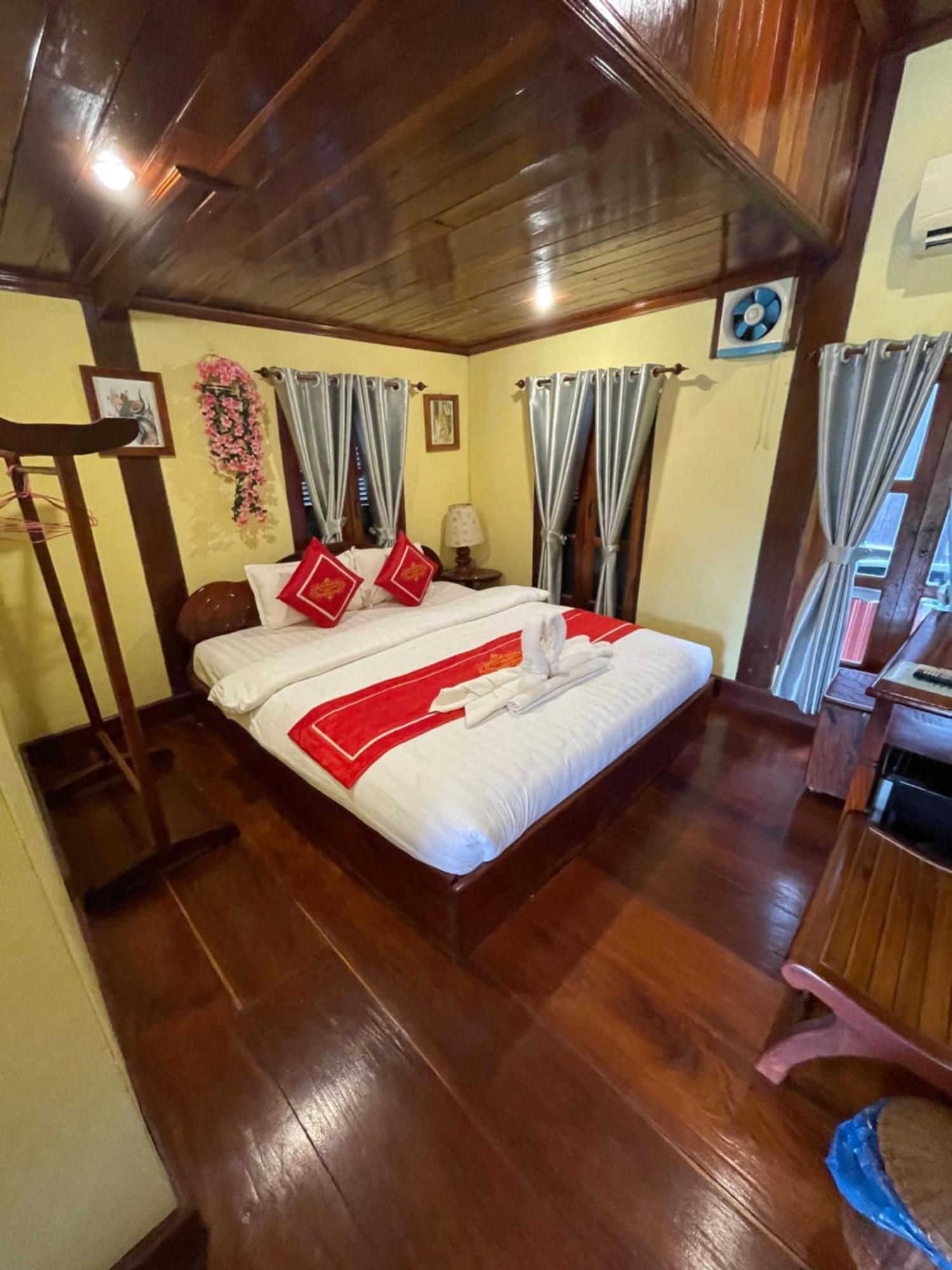 Luang Prabang - Villa Ouis Namkhan Riverside 2 Exteriér fotografie